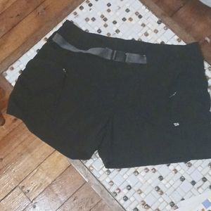 Black Columbia hiking shorts small